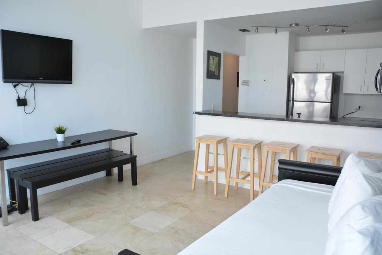 Suite with City View at New Point Miami Beach Apartments