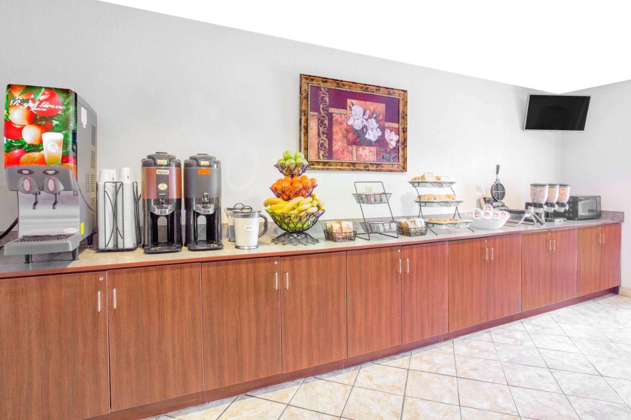 | Microtel Inn and Suites Gassaway