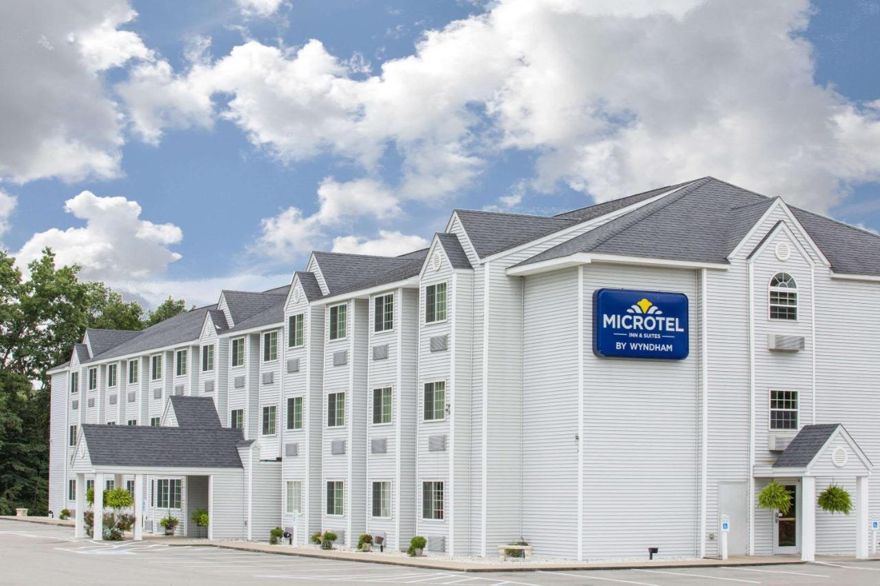 | Microtel Inn and Suites Gassaway