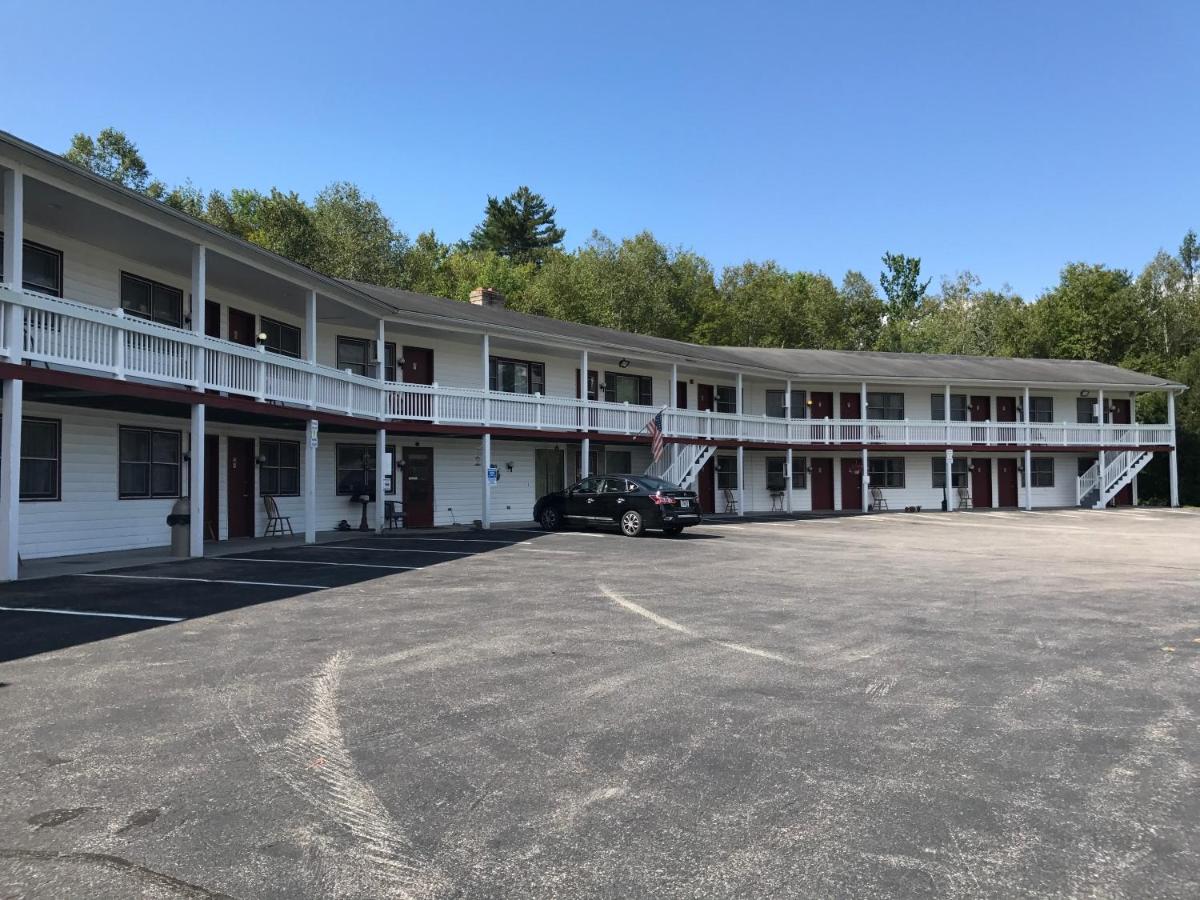 | Cabot Inn & Suites