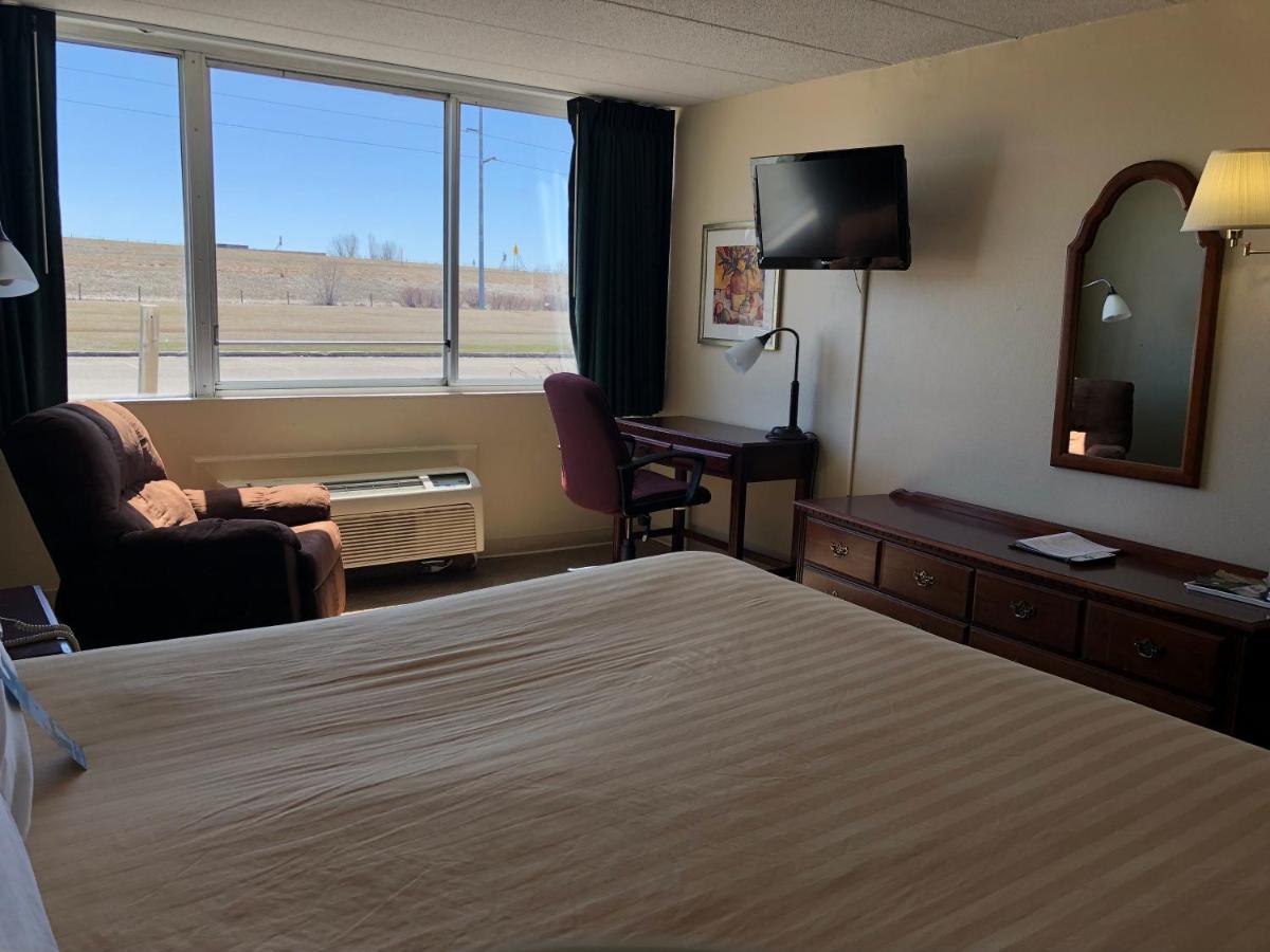 | Norwood Inn & Suites Worthington