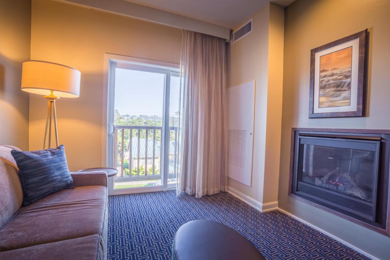 King Suite: City View at Inn at Nye Beach