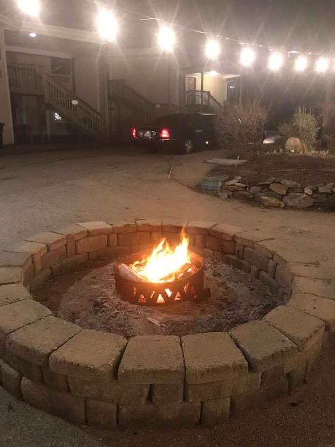 | Cedar Park Inn