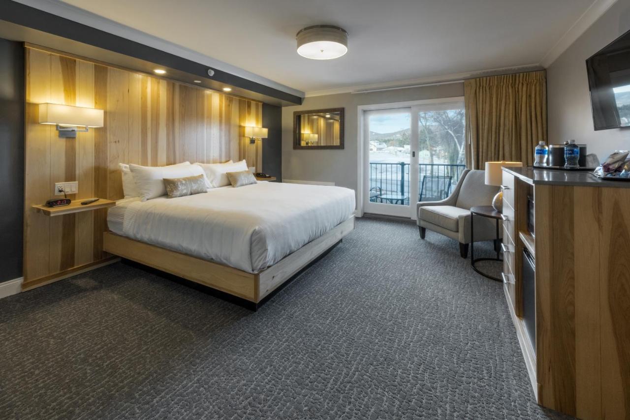 | Center Harbor Inn