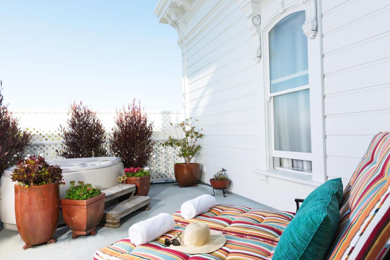 | West Cliff Inn, A Four Sisters Inn