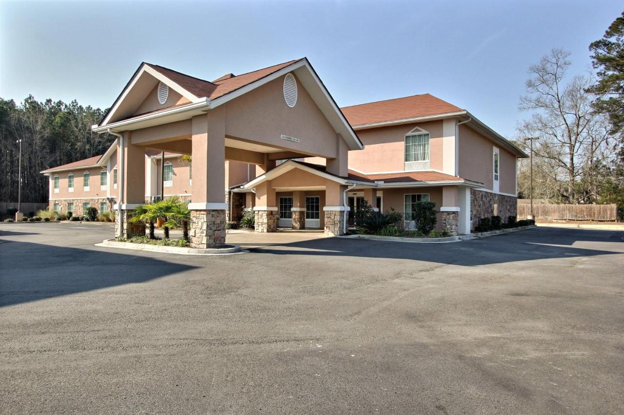 | Magnolia Inn and Suites Pooler