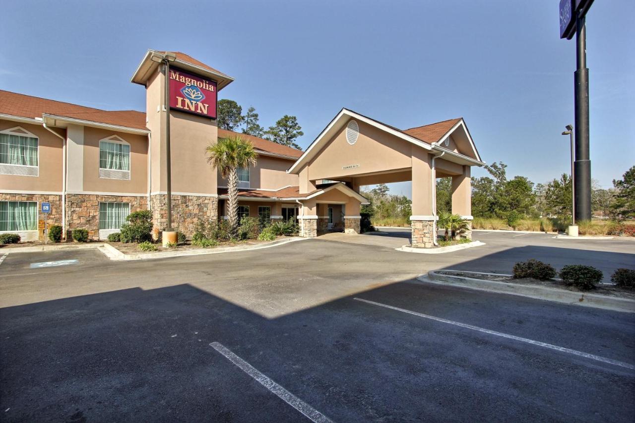 | Magnolia Inn and Suites Pooler