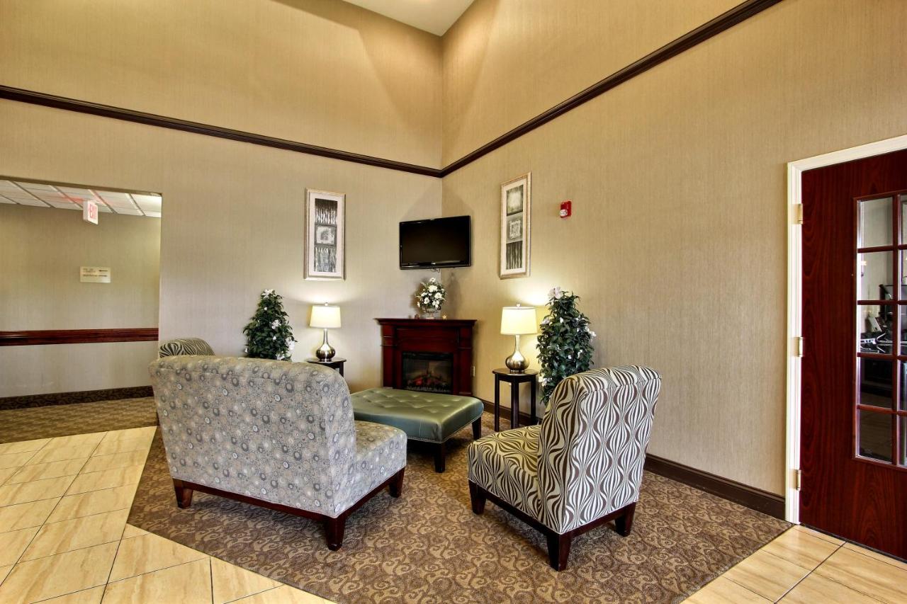 | Magnolia Inn and Suites Pooler