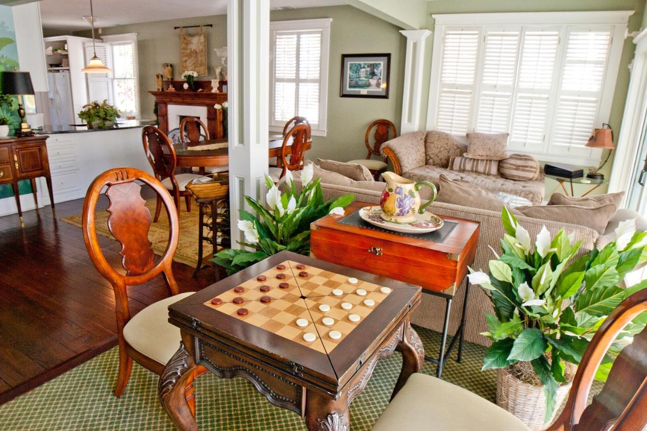 | DeSoto Beach Bed and Breakfast