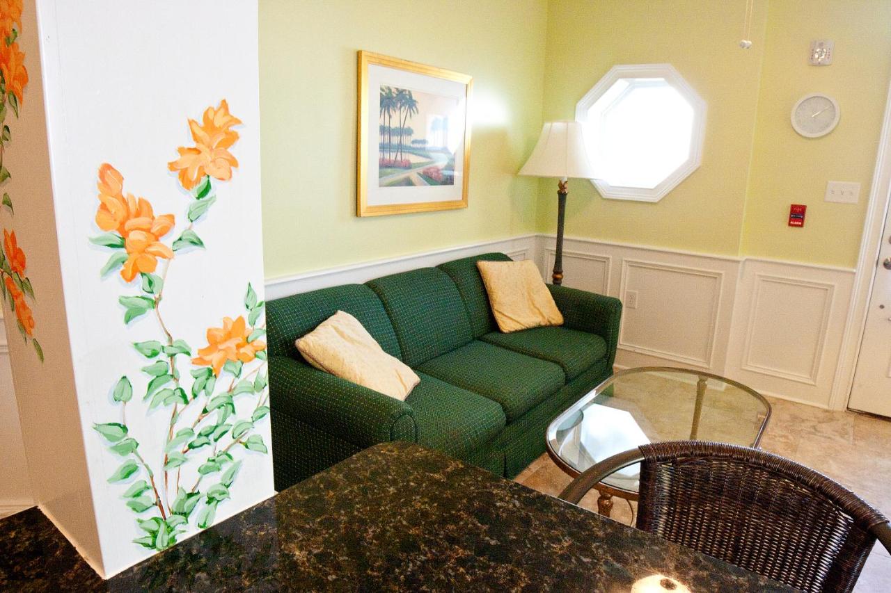 One-Bedroom Suite at DeSoto Beach Gardens