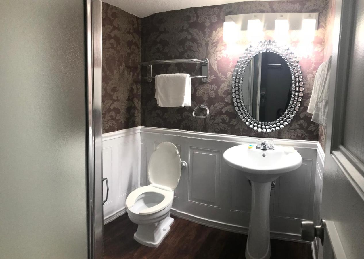 | The Village Inn Hotel