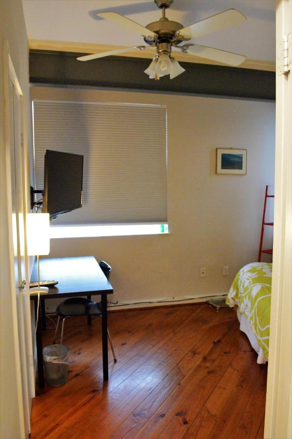 | Modern B & B