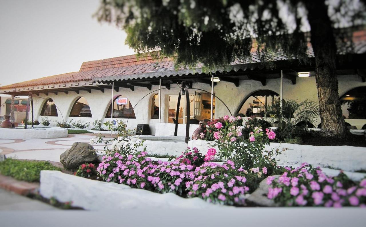 | Hotel Pepper Tree Boutique Kitchen Studios - Anaheim