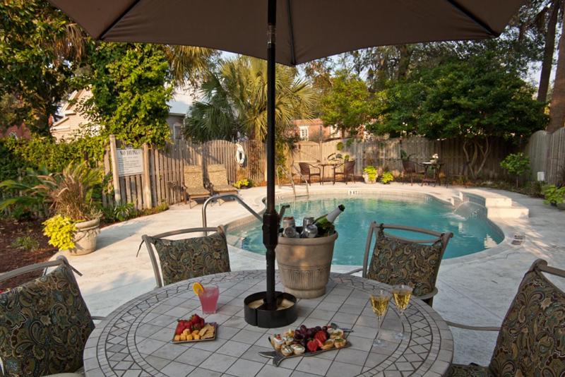 | Blue Heron Inn