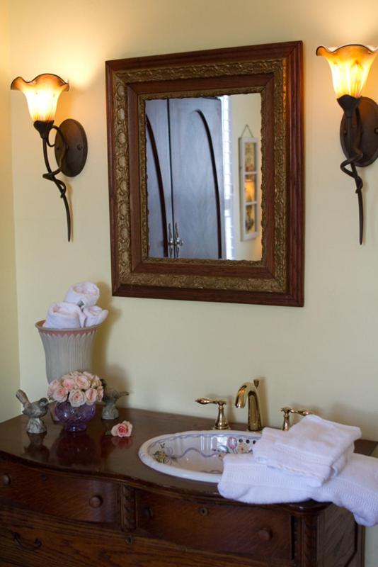 | Blue Heron Inn