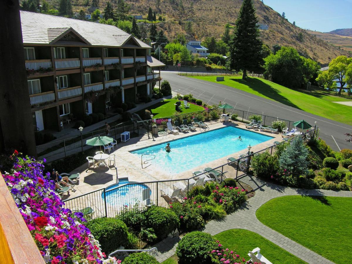 | Lakeside Lodge and Suites