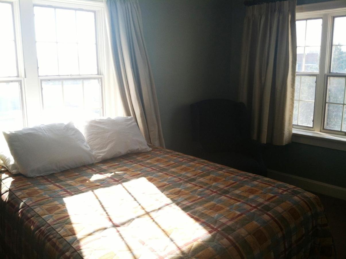 Two-Bedroom Suite at Senate Luxury Suites