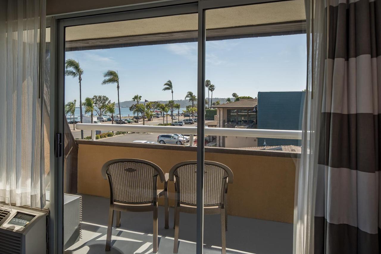 Standard Queen Room at Bay Club Hotel & Marina