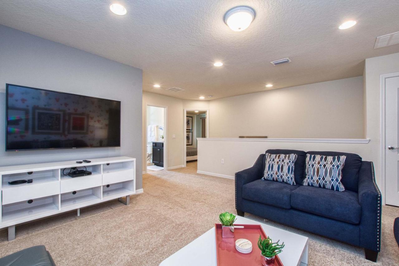 | Windsor at Westside-5 Bedrooms House w/pool-3715WW