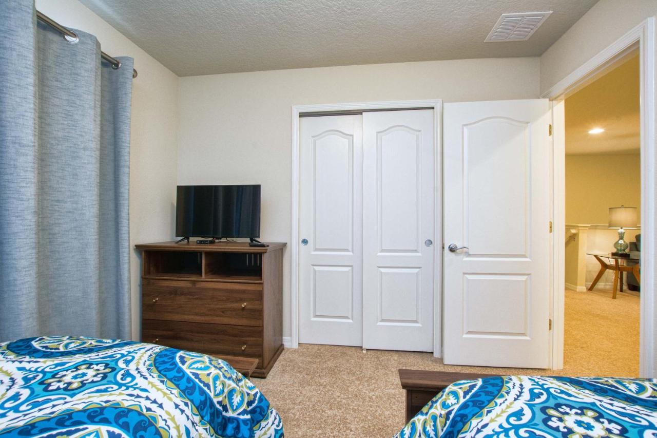  | Windsor-5 Bed Townhouse w/splashpool-3804WW