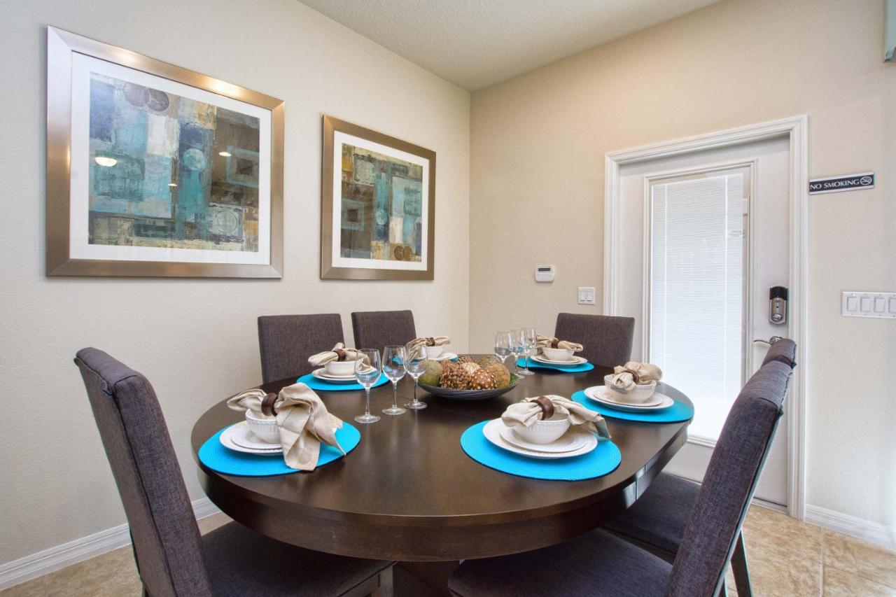  | Windsor-5 Bed Townhouse w/splashpool-3804WW