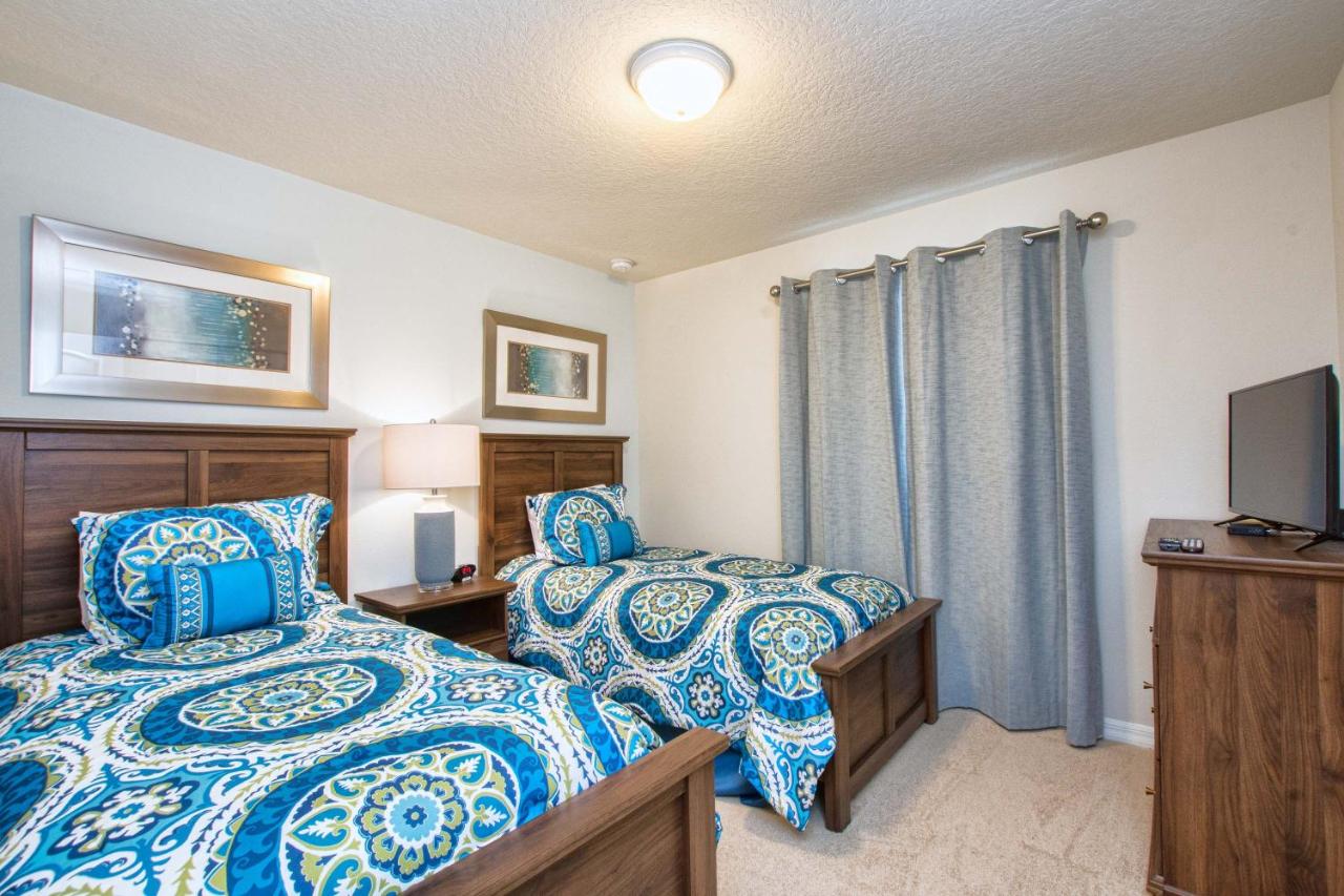  | Windsor-5 Bed Townhouse w/splashpool-3804WW