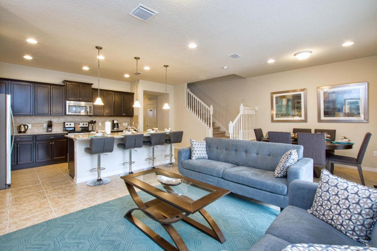  | Windsor-5 Bed Townhouse w/splashpool-3804WW