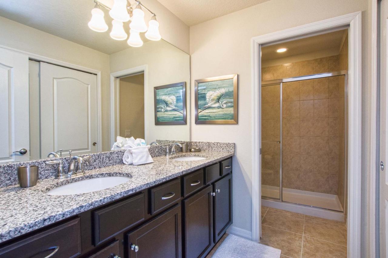  | Windsor-5 Bed Townhouse w/splashpool-3804WW