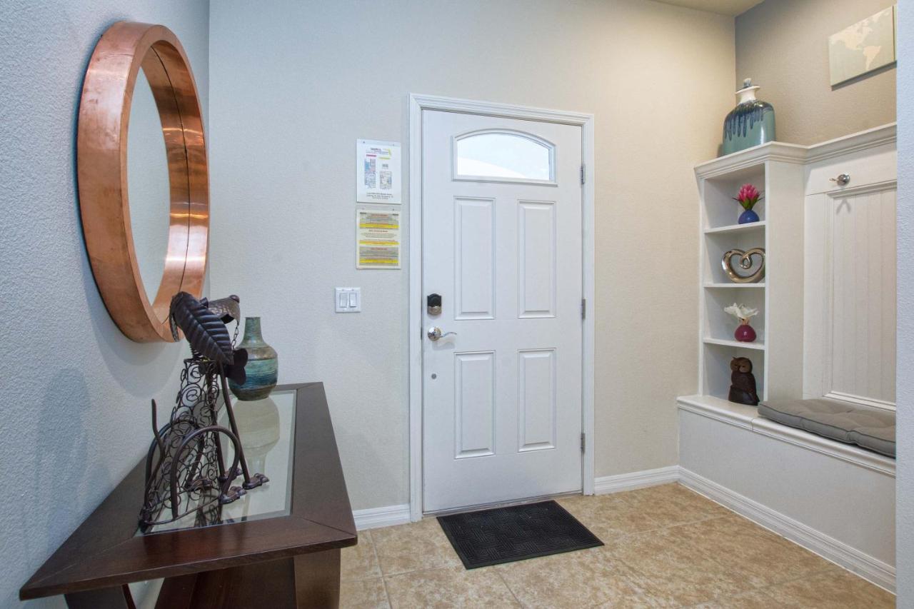  | Windsor-5 Bed Townhouse w/splashpool-3804WW