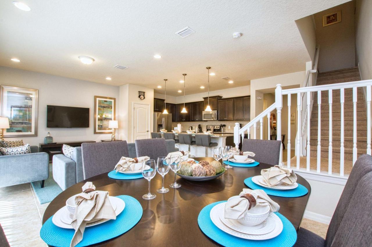  | Windsor-5 Bed Townhouse w/splashpool-3804WW
