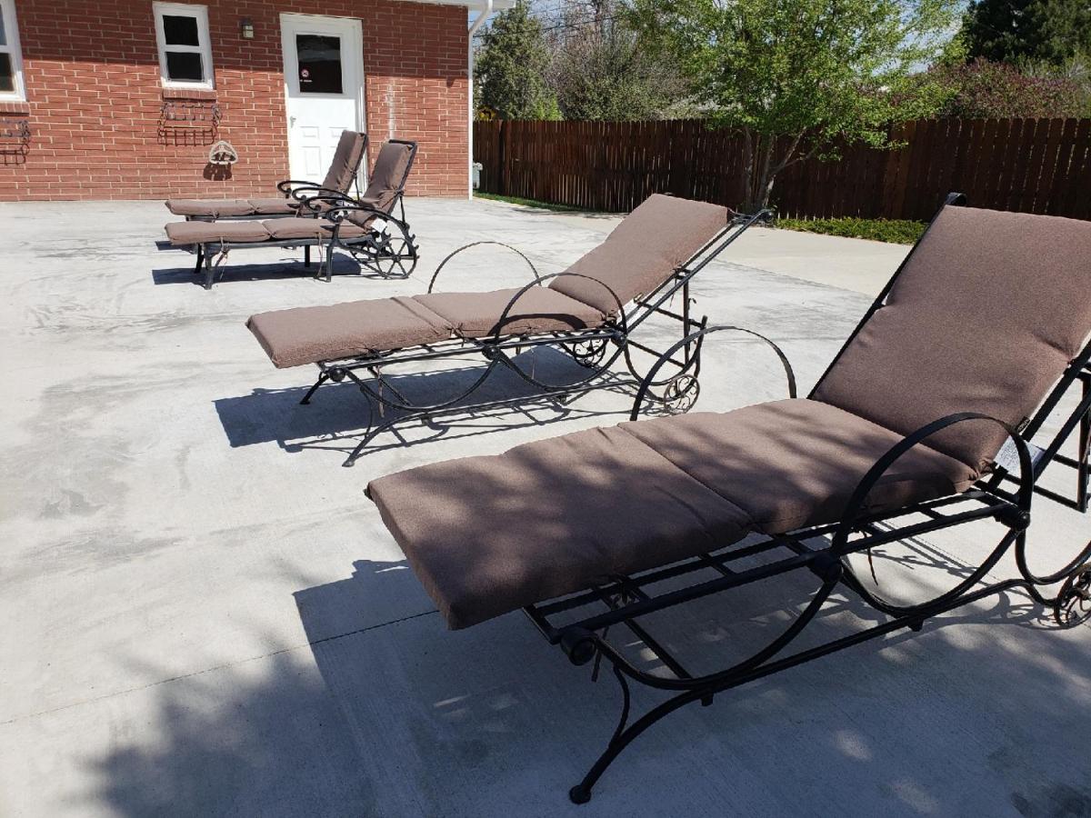 | Cody Legacy Inn & Suites