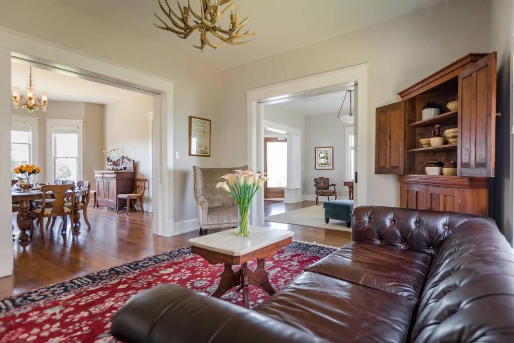  | Clifton House