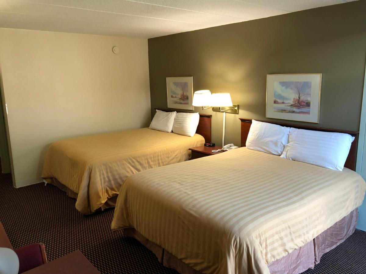 | Norwood Inn & Suites Worthington