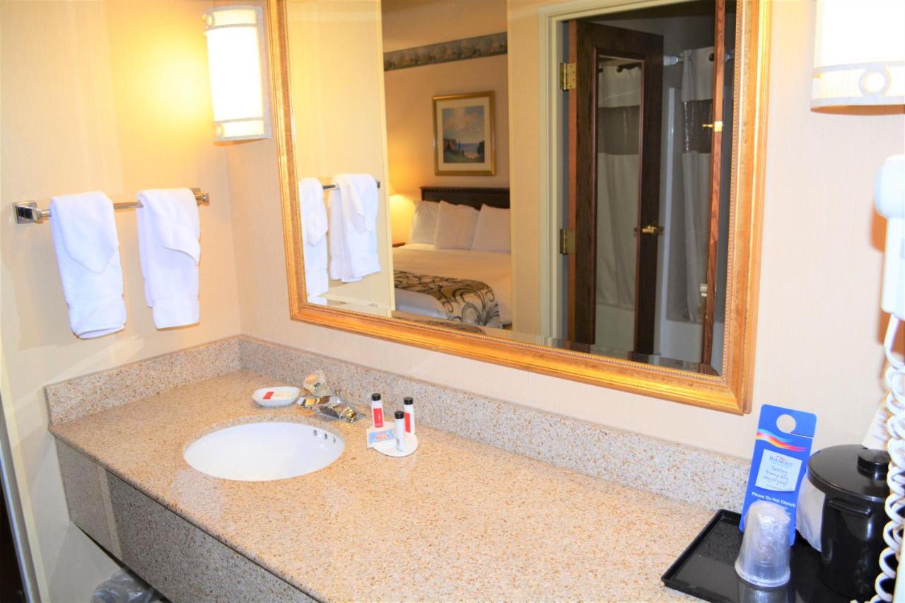 King Room - Non-Smoking at Baymont by Wyndham Waterford/Burlington WI