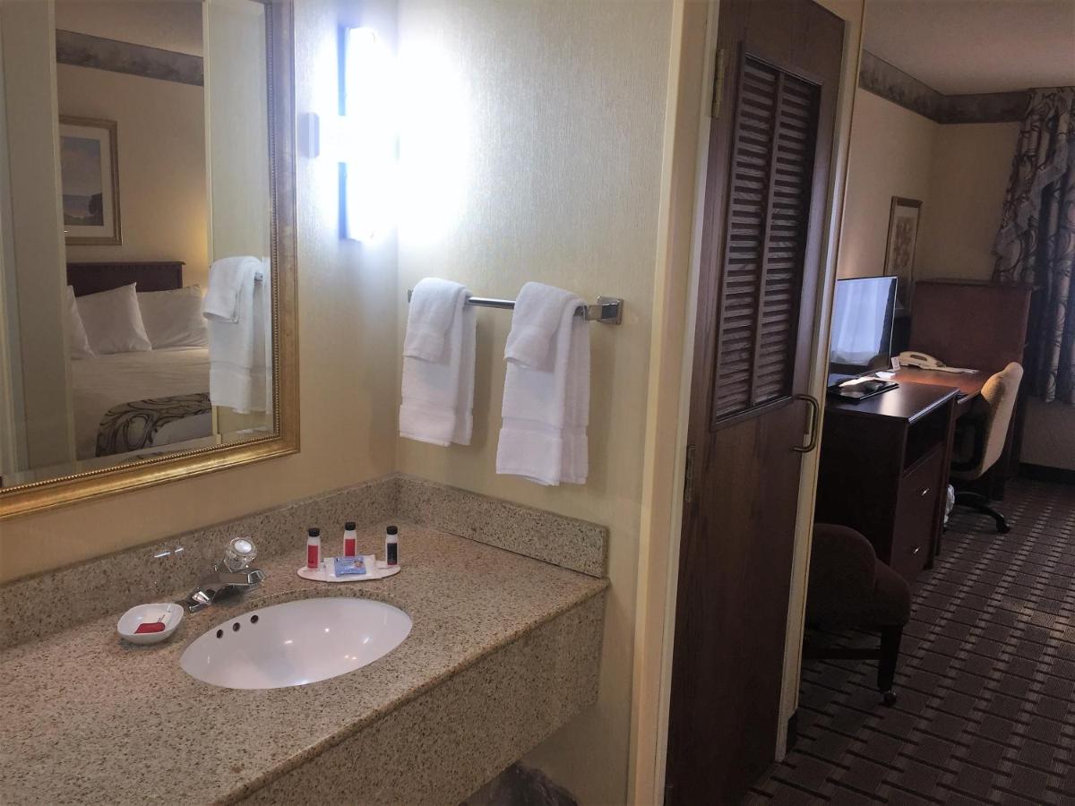 Queen Room with Two Queen Beds - Non-Smoking at Baymont by Wyndham Waterford/Burlington WI