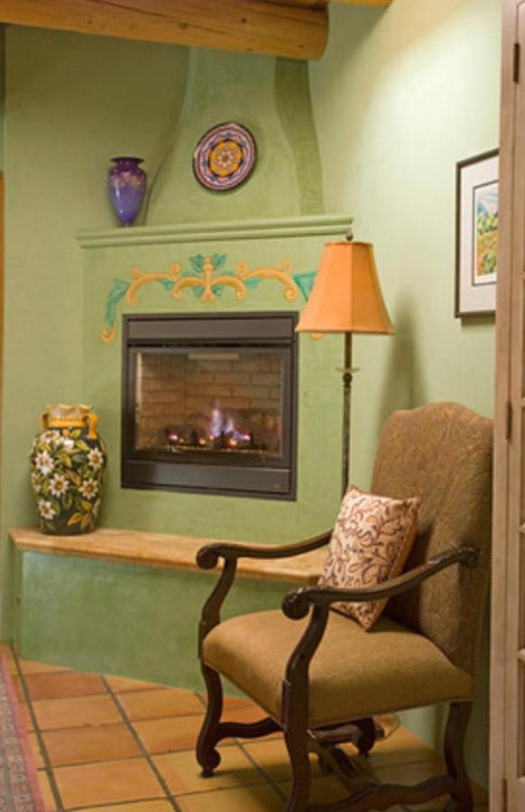 | El Farolito B&B Inn