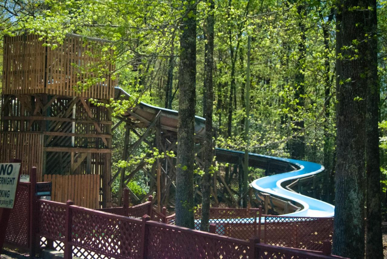 | Country Hideaway at Mountain Lakes Resort