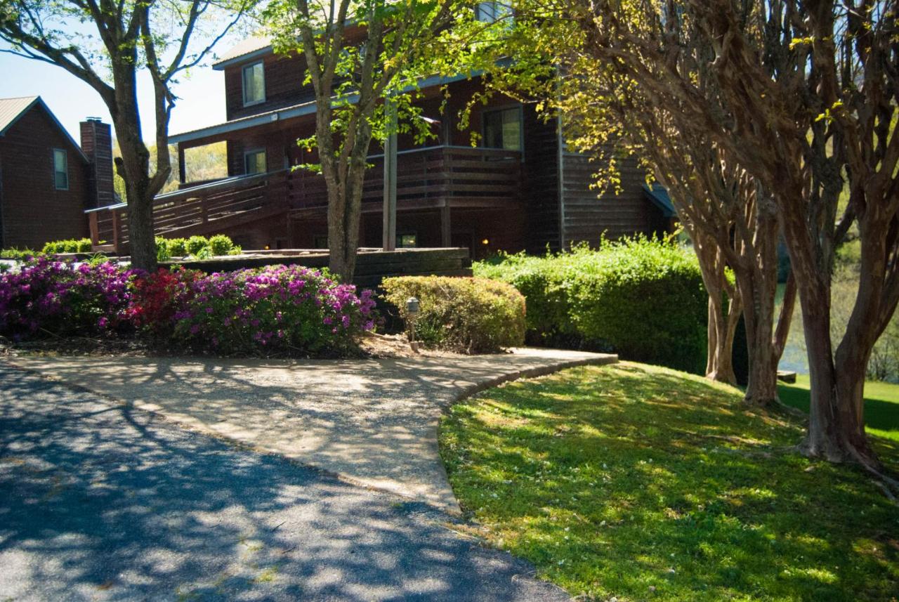 | Country Hideaway at Mountain Lakes Resort