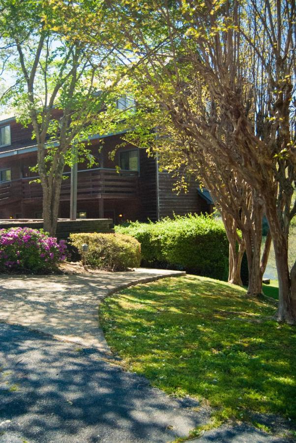 | Country Hideaway at Mountain Lakes Resort