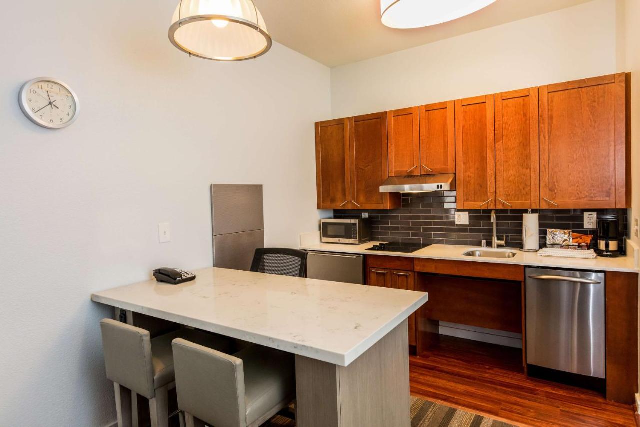King Suite with Roll-In Shower - Disability Access at HYATT house San Ramon