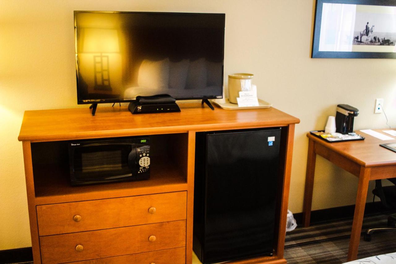 | Bowman Lodge & Convention Center