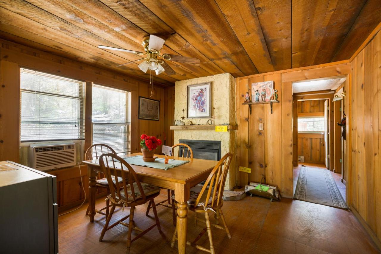 | Crown King Cabins Bradshaw