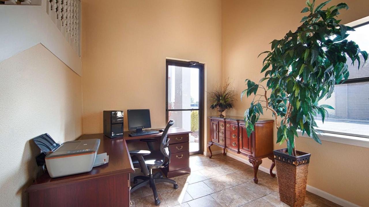 | Best Western Inn Russellville