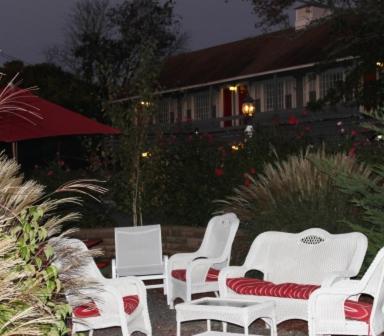 | Red Horse Inn