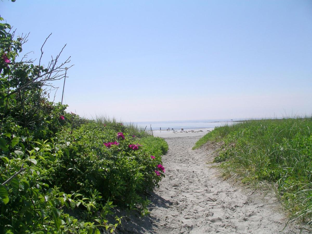 | Rhumb Line Resort