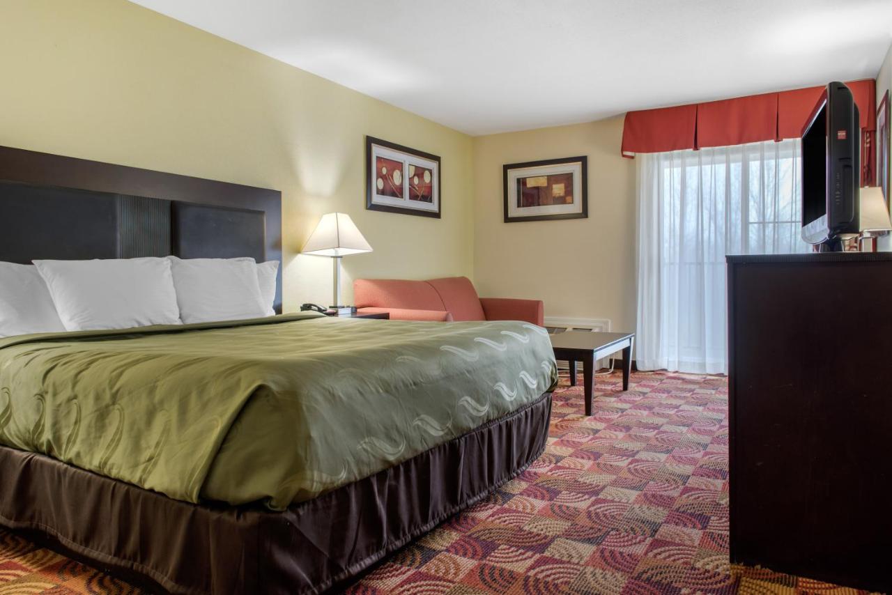 King Room - Non-Smoking at Quality Inn Bloomington near University