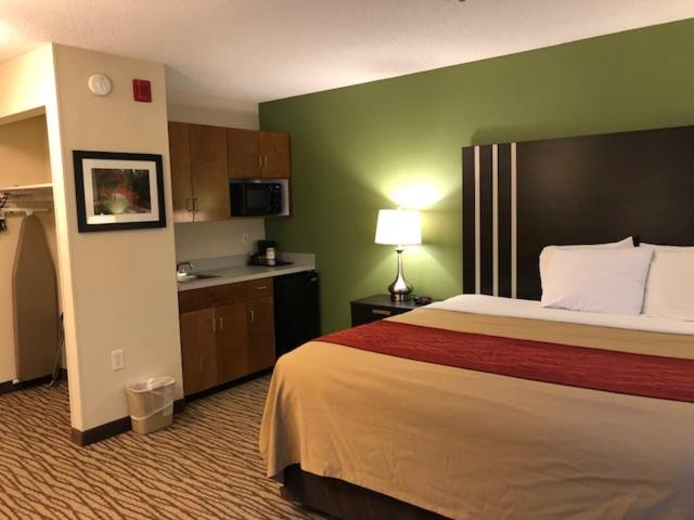 | Inn at Clinton