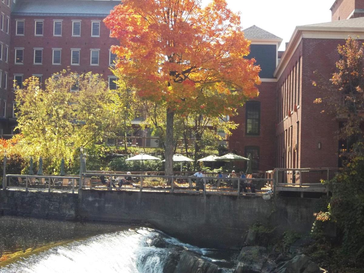 | The Common Man Inn & Restaurant