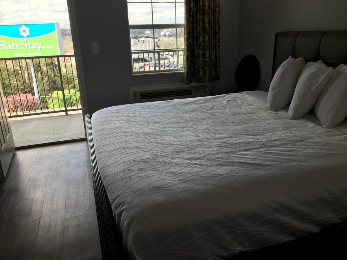 | Apple Valley Inn Pigeon Forge