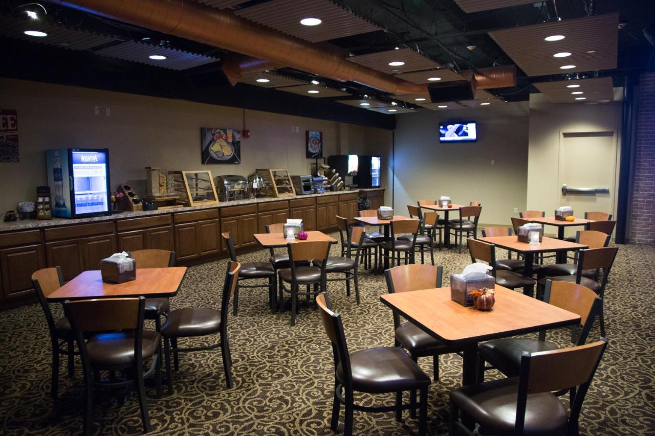  | Hotel at Batavia Downs